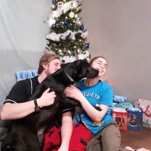 Meet your Posher, Sam